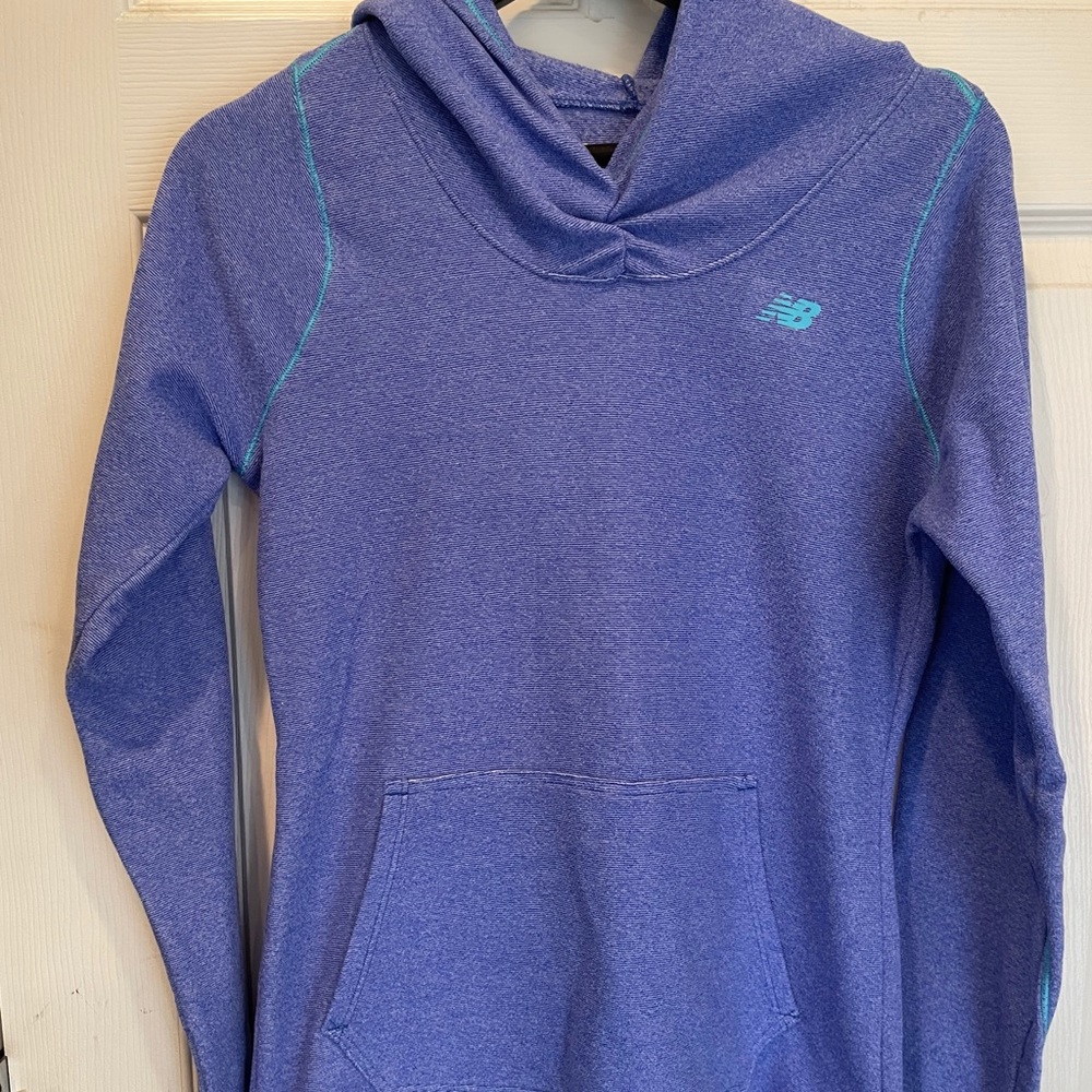 🌟 NEW! New Balance Hoodie Fleece
